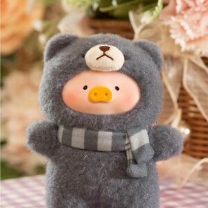 Lulu the Piggy Joyful Time Series